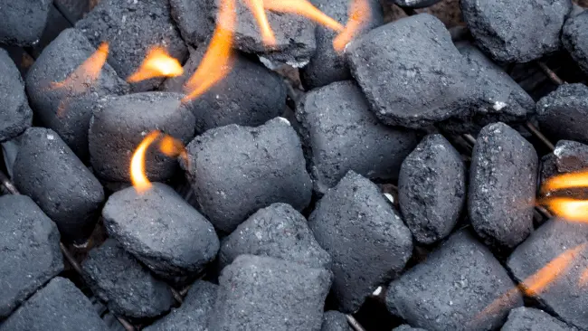 how to start a charcoal grill